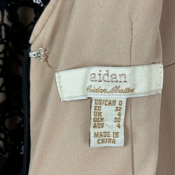 AIDAN MATTOX SEQUIN EMBELLISHED CROCHET LACE BOAT NECK 3/4 SLEEVES SHEATH DRESS - Picture 13 of 14